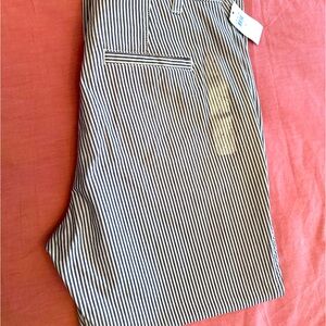 Gap Girlfriend Khaki Jeans